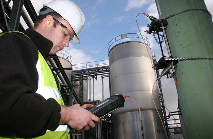 Ultrasonic Clamp-On Meter to Undertake Trunk Mains Verification
