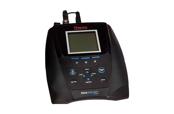 A211 pH Benchtop Meter